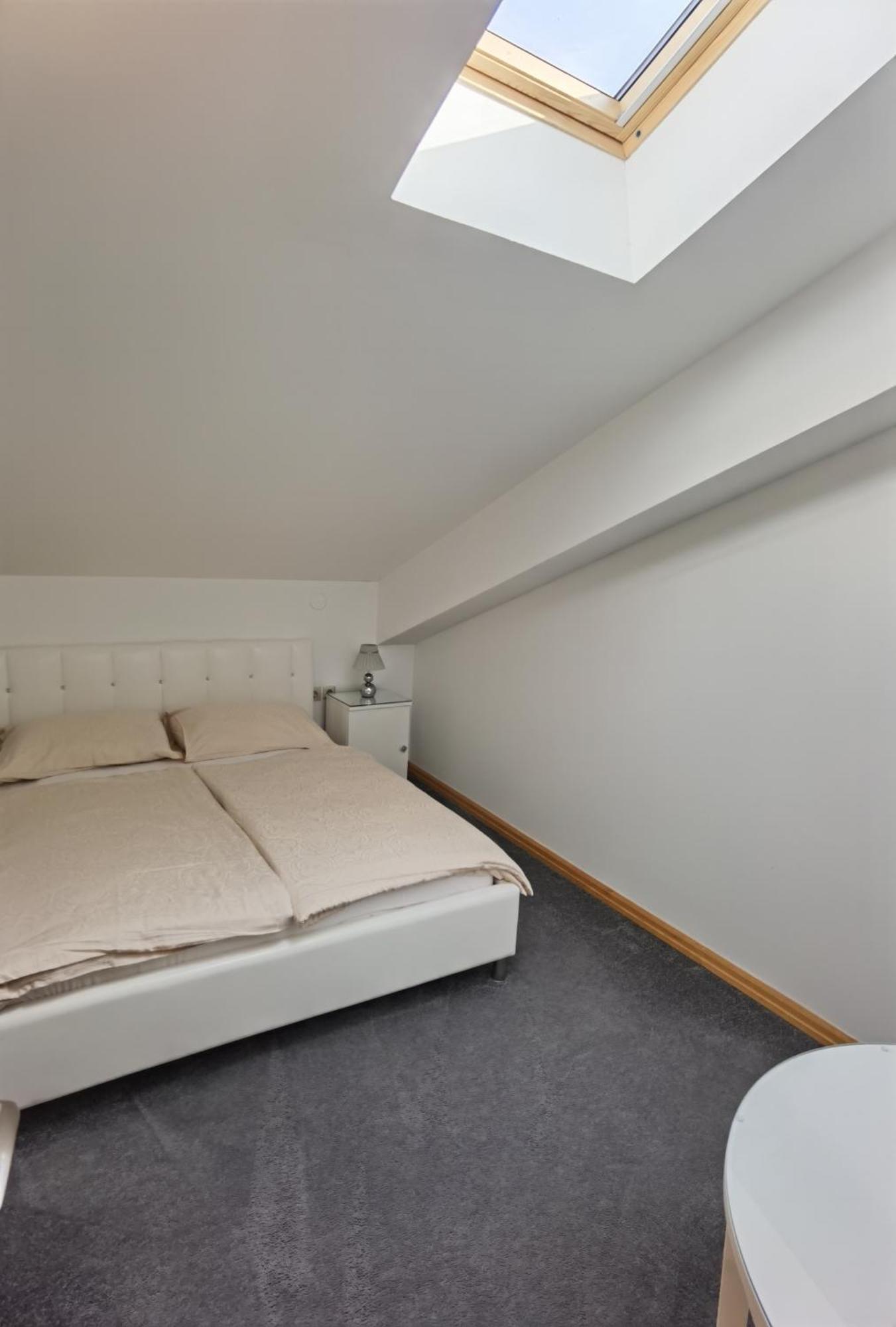 Apartment Skaline Malinska Quarto foto